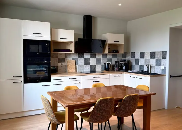 Au Fil De Vos Nuits * Lustin